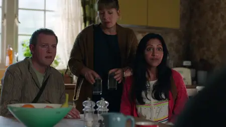 Move S02E02 S02E01