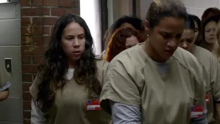 Orange Is the New Black S05E01