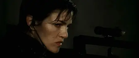 Nid de Guêpes (2002) [Re-UP]