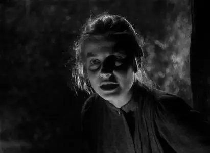 Flesh and Fantasy (1943)