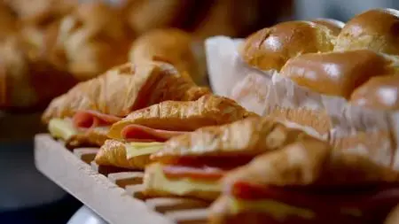 BBC - Inside the Factory: Croissants (2019)