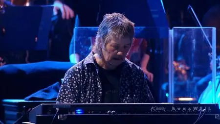 Ian Gillan with the Don Airey Band and Orchestra: Contractual Obligation #1 - Live in Moscow (2019) [Blu-ray 1080i & DVD-9]