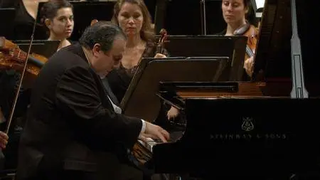 Andris Nelsons, Royal Concertgebouw Orchestra - Beethoven: Piano Concerto No.5, Rimsky-Korsakov: Scheherazade (2015) [Blu-Ray]