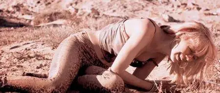 It Stains the Sands Red (2016)