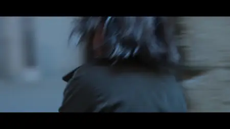 Sara Woman in the Shadows S01E04