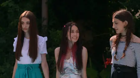 The Mermaids: The Secret of the Medallion (2025)