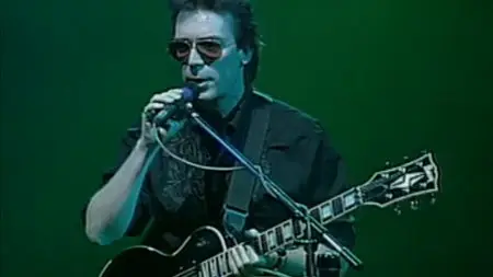 Steve Hackett - Somewhere in South America... Live in Buenos Aires (2002) [repost]