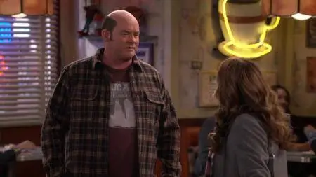 Superior Donuts S02E04