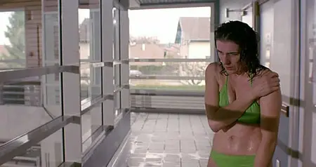 Elle est des nôtres (2003) [Re-UP]