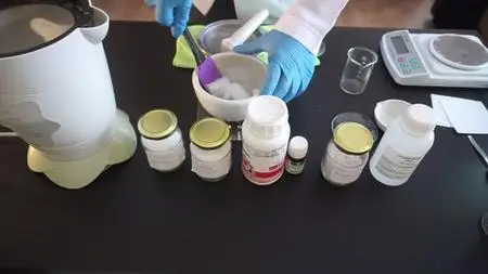 The World of Cosmetics – Make Your Own Creams in 2 Hours