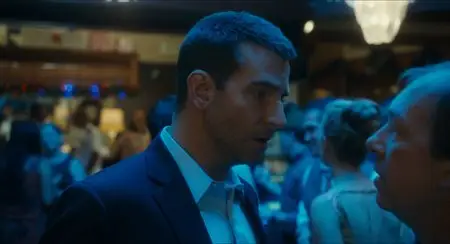 Sotto il cielo delle Hawaii / Aloha (2015)