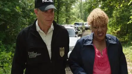 NCIS: New Orleans S01E05