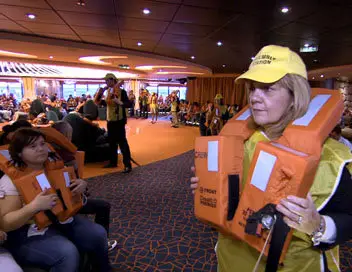 (Fr5) Géants des mers, embarquez en toute sécurité (2013)