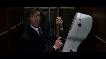 The Living Daylights (1987)