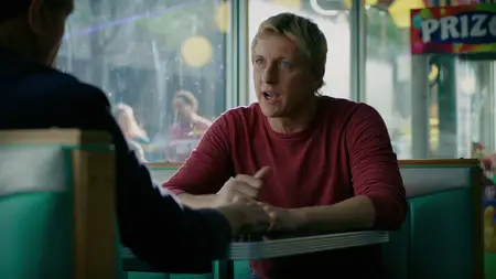 Cobra Kai S02E01