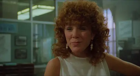 Red Heat (1988) [REMASTERED] + Extras