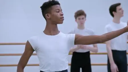 On Pointe S01E02