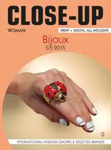 Close-Up Bijoux Women  - November 01, 2014