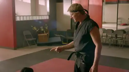 Cobra Kai S01E02