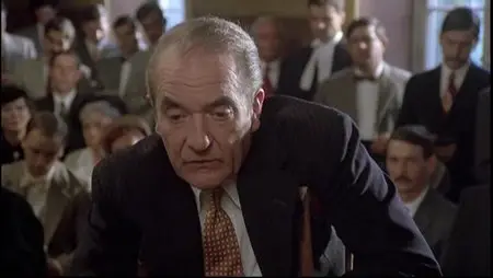 Le crime d'Ovide Plouffe / Murder in the Family (1984)