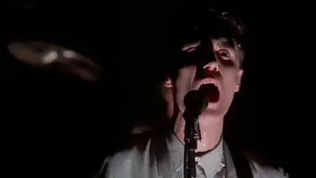 Talking Heads - Stop Making Sense (1984) [BDRip 720p]