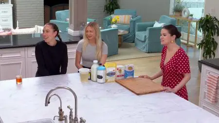 Selena + Chef S04E02