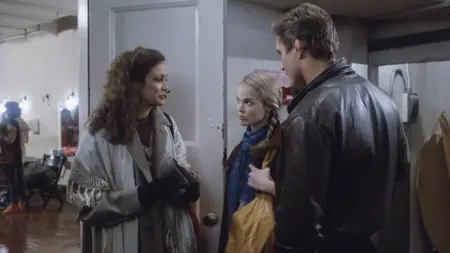 Mirrors (1985)