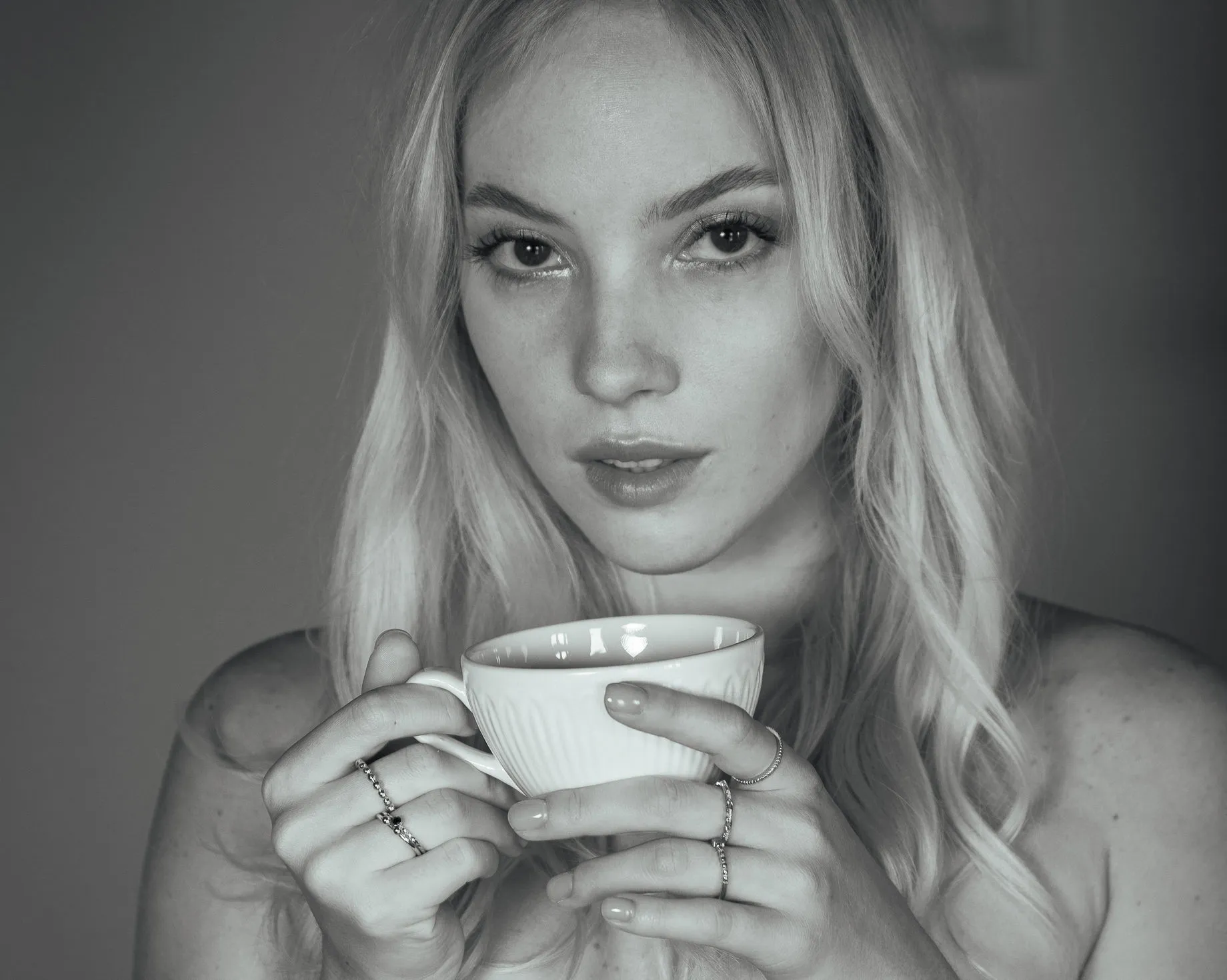Bella Spark - Freckled Flirt