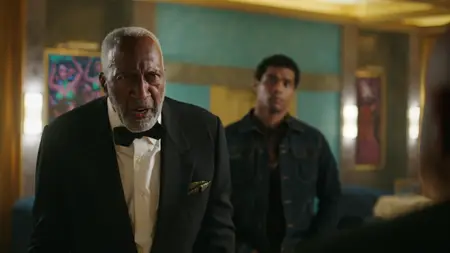Godfather of Harlem S04E08