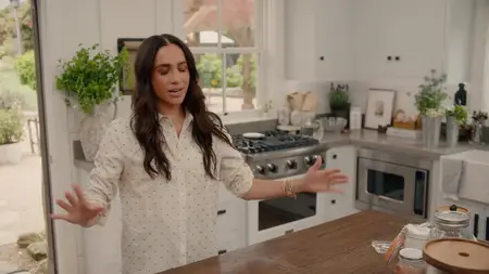 With Love, Meghan S01E01