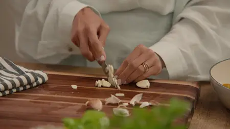 With Love, Meghan S01E01