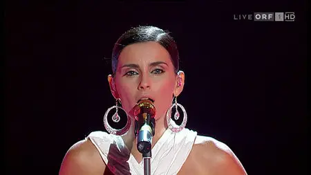Nelly Furtado - Manos Al Aire 