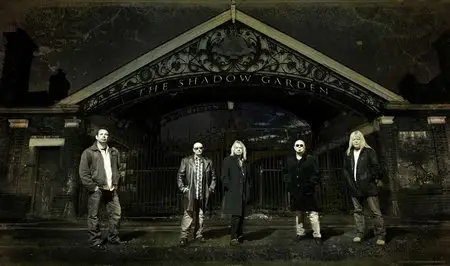 Magnum - Escape From The Shadow Garden (2014) [Digipak Ed.] CD+DVD