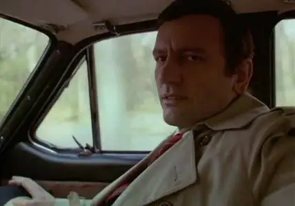 Un om în loden / The Man in the Overcoat (1979)