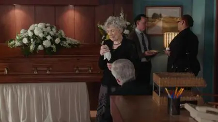 Schitt's Creek S06E02