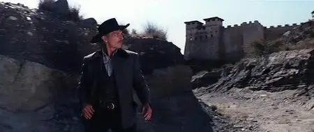 The Stranger and the Gunfighter / El kárate, el Colt y el impostor (1974)