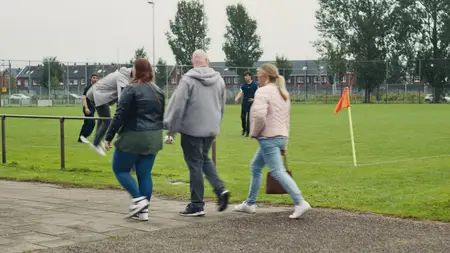 Football Parents S01E06