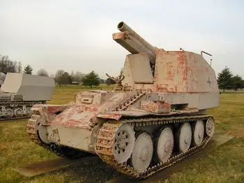 Grille Ausf.M Walk Around