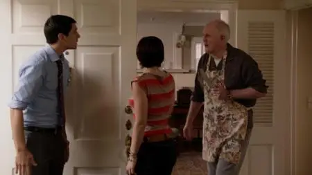 Trial & Error S01E01