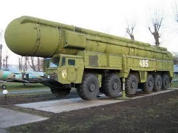RSD-10 Pioner (SS-20) Walk Around