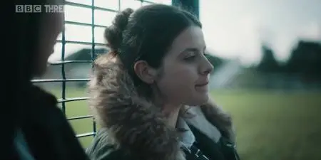 In My Skin S01E04