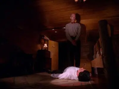 Twin Peaks S02E01