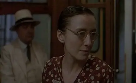 Sostiene Pereira / According to Pereira (1995)