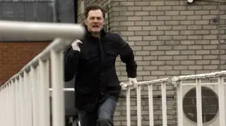 Thorne - S01E03