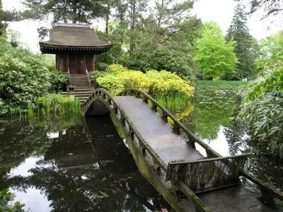 Photos on a theme the Japanese Garden