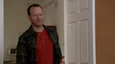 Nobodies S02E03