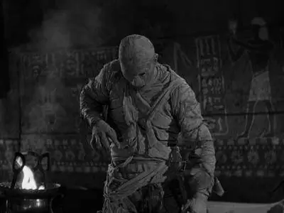 The Mummy's Tomb (1942)