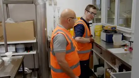 BBC - Inside the Factory: Beer (2019)