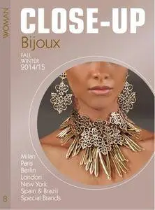 Close-Up Bijoux Women  - March 01, 2014