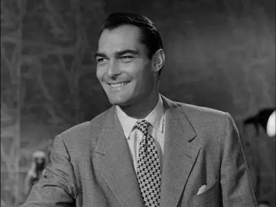 Hoodlum Empire (1952)
